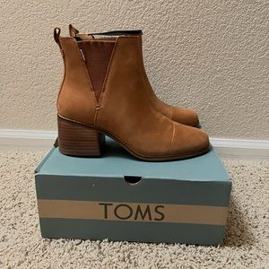 TOMS 9.5 Esme boots.Never worn, in new condition and in original box with tags.